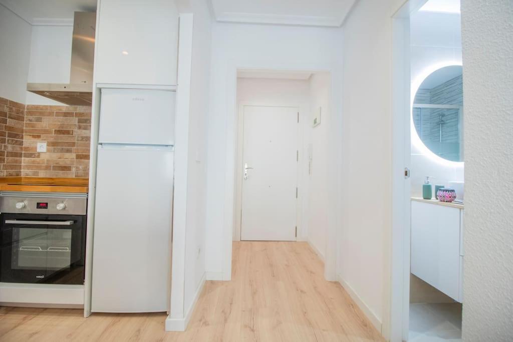 Feines Appartement Mit Hafenblick Santa Pola Kültér fotó