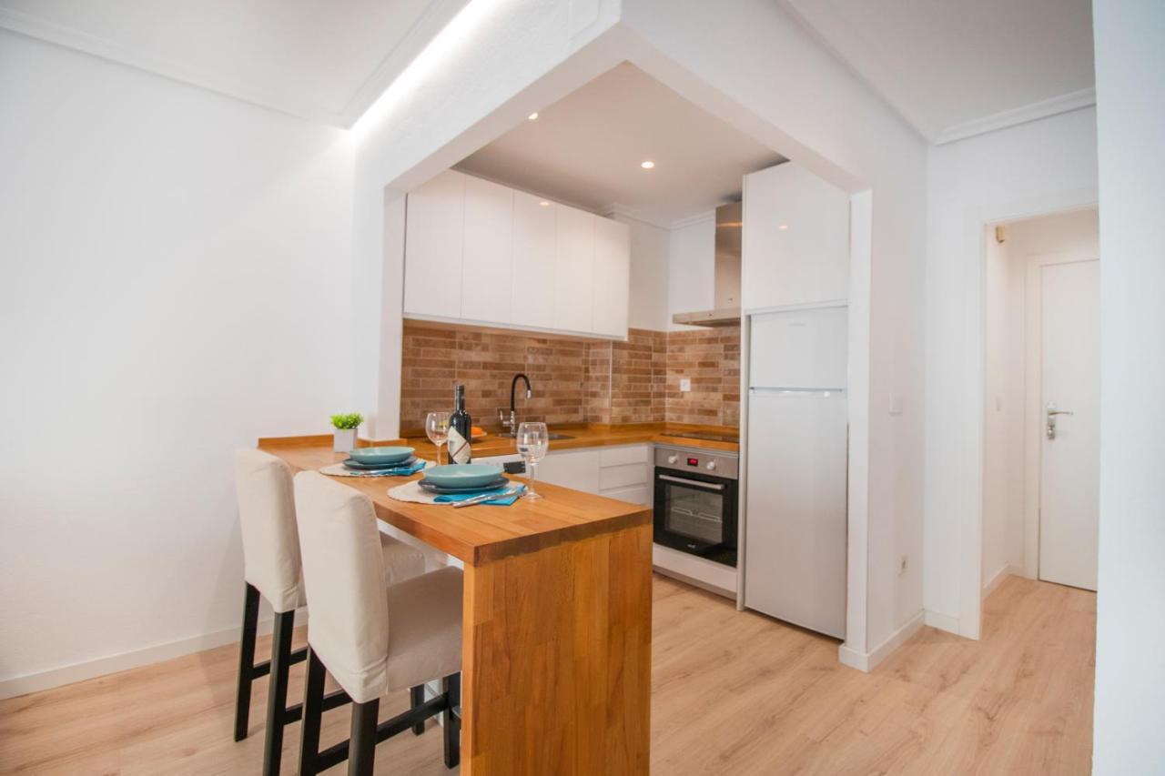 Feines Appartement Mit Hafenblick Santa Pola Kültér fotó